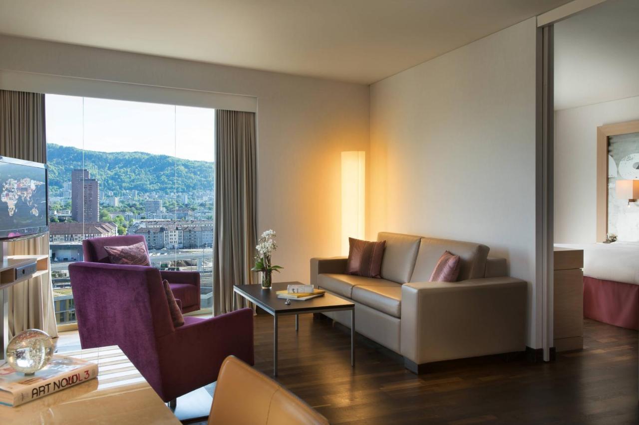 Renaissance Zurich Tower Hotel Exteriér fotografie